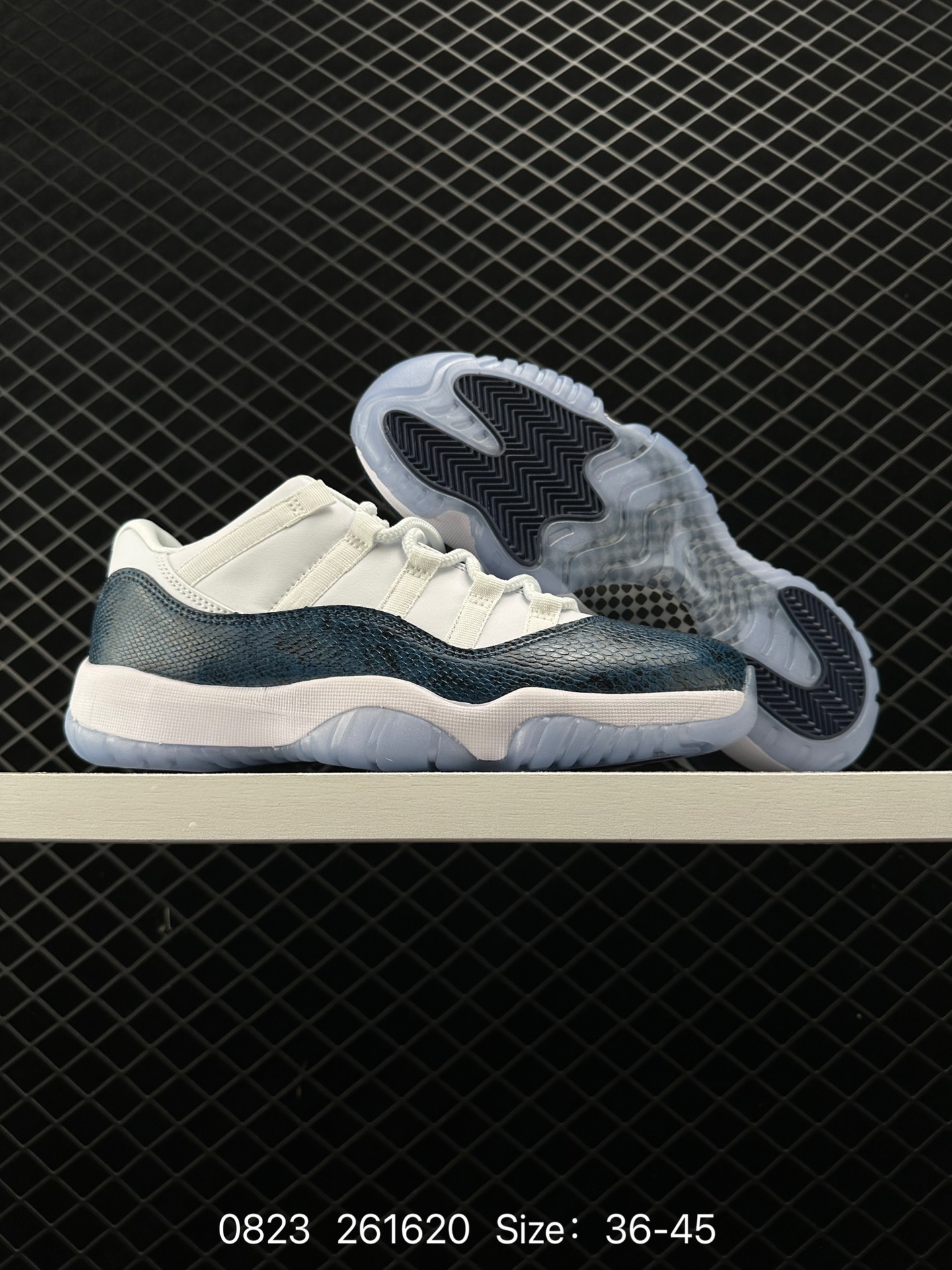 Nike Air Jordan 11 Retro Low”Concord“